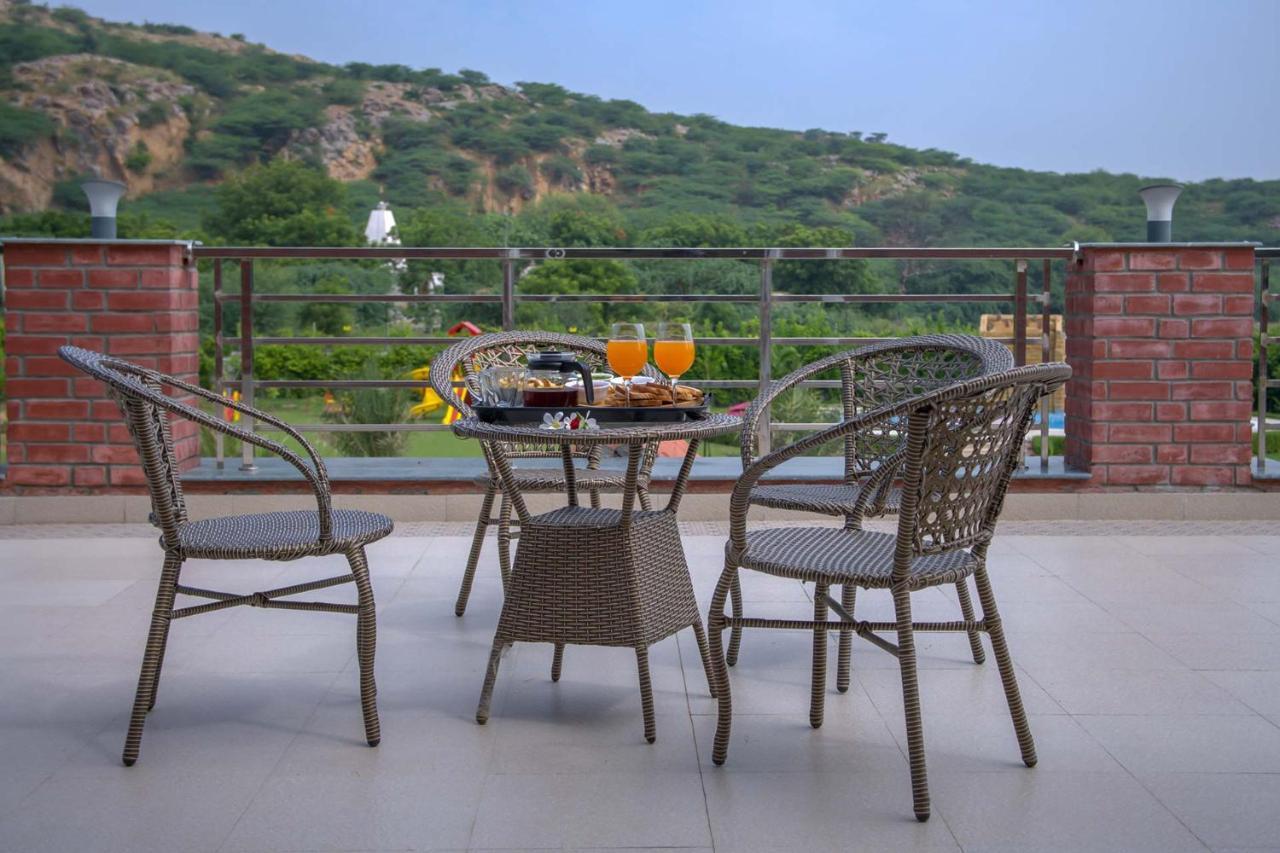 Stayvista At Hillside Paradise Dhauj 외부 사진